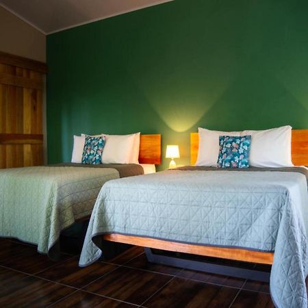 Eden Organic Farm & Bungalows La Fortuna Extérieur photo